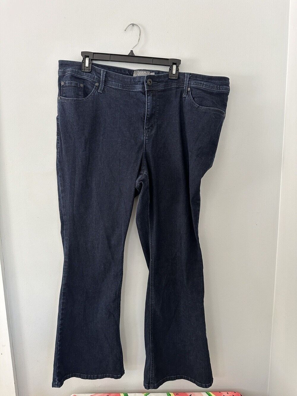 Torrid Luxe Slim Boot Super Stretch Plus High Rise Medium Was Denim Jeans 22S